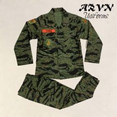 Lightweight poplin cotton Tiger Stripe Seawave TQLC 1969
